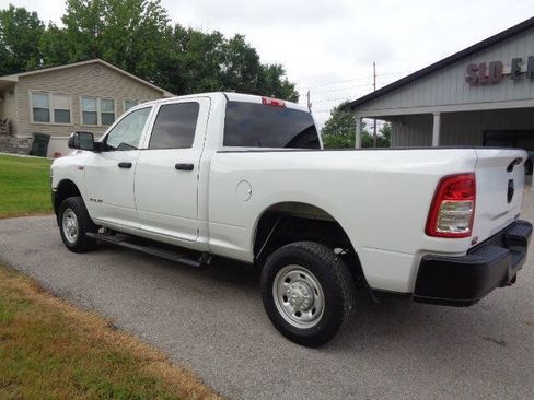 Used 2022 RAM 2500 Tradesman AWD/4WD image 3