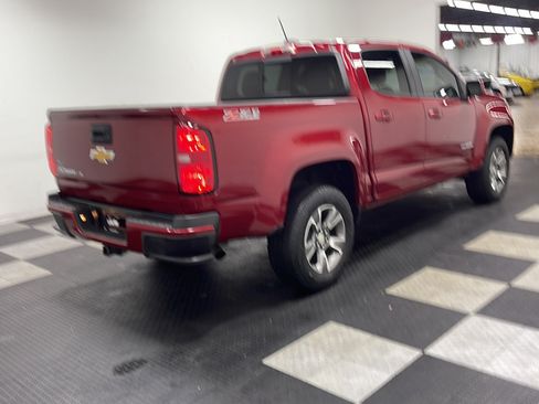 Used 2018 Chevrolet Colorado Z71 AWD/4WD image 17