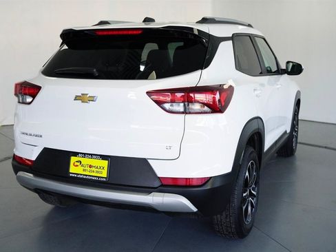 Used 2025 Chevrolet TrailBlazer LT FWD image 8