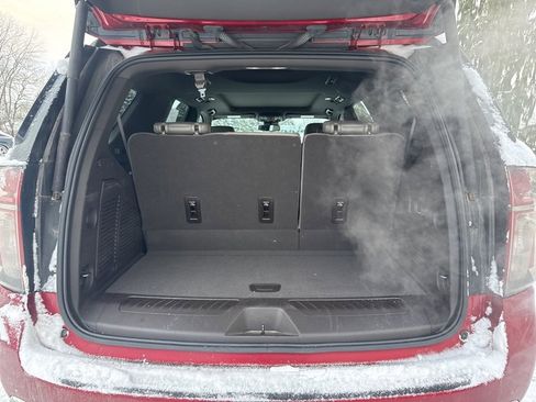 Used 2023 Chevrolet Tahoe LT w/ Luxury Package image 24