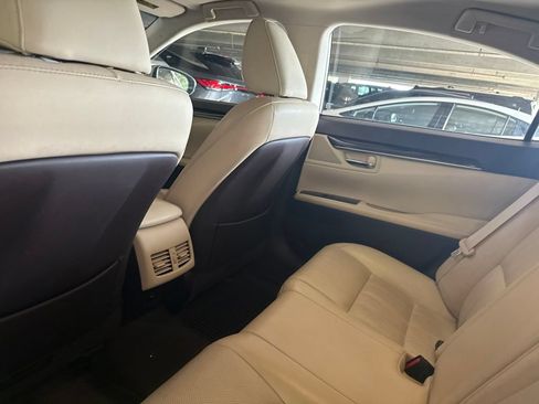 Used 2017 Lexus ES 350 FWD image 10