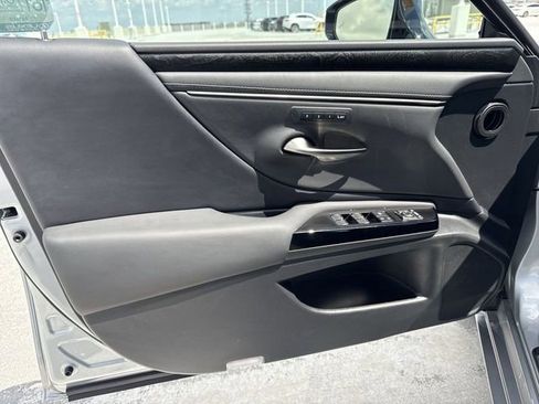 Used 2022 Lexus ES 350 w/ Premium Package FWD image 13