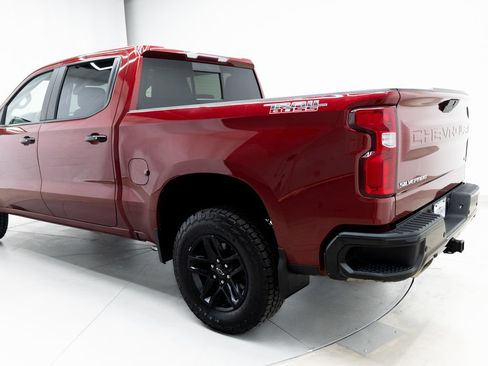Used 2019 Chevrolet Silverado 1500 LT Trail Boss AWD/4WD image 12