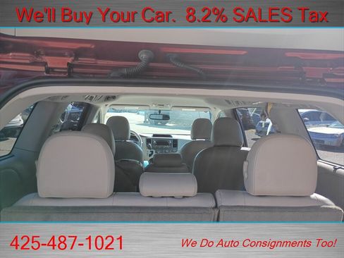 Used 2011 Toyota Sienna LE FWD image 15