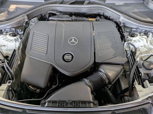 Used 2024 Mercedes-Benz GLC 300 image 25