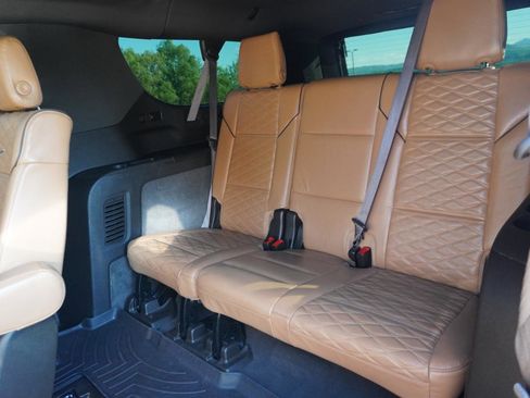 Used 2021 Cadillac Escalade ESV Sport w/ Driver Assist Tech Package image 29