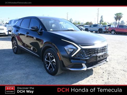 Used 2023 Kia Sportage EX FWD image 3