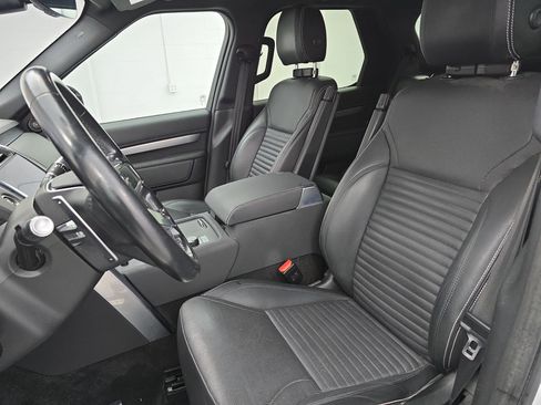 Used 2022 Land Rover Discovery S R-Dynamic image 15