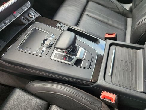 Used 2019 Audi Q5 2.0T Premium Plus w/ Premium Plus Package AWD/4WD image 20