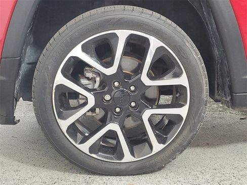 Used 2017 Jeep Compass Limited image 8