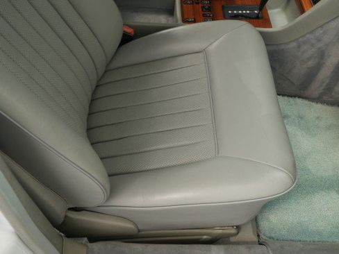 Used 1987 Mercedes-Benz 300 SDL image 46