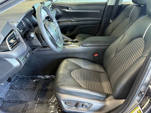 Certified 2021 Toyota Camry SE w/ Carpet Mat Package (TMS) image 20