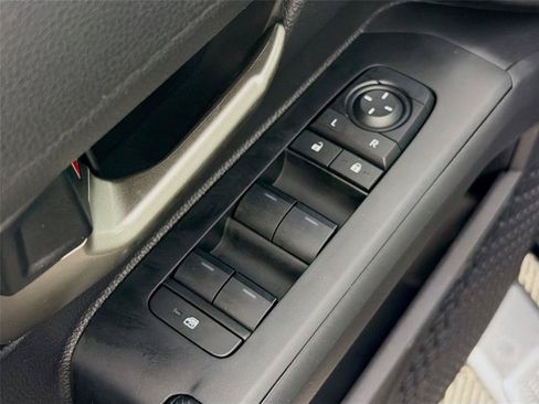 Used 2024 Toyota Tacoma TRD Off-Road AWD/4WD image 23