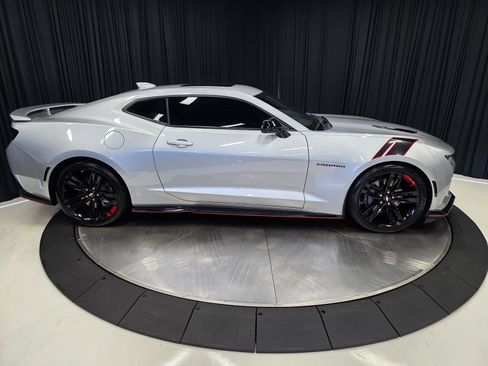 Used 2018 Chevrolet Camaro SS w/ Redline Edition RWD image 14