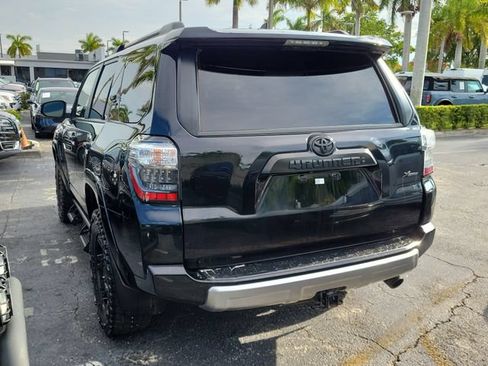 Used 2023 Toyota 4Runner TRD Off-Road Premium w/ Moonroof Package AWD/4WD image 4