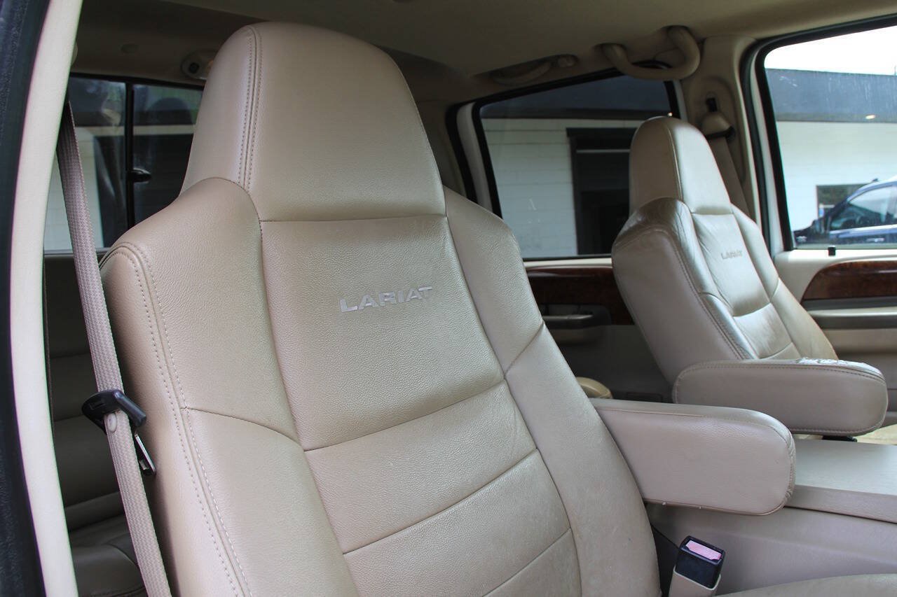 Used 2003 Ford F350 Lariat AWD/4WD image 12