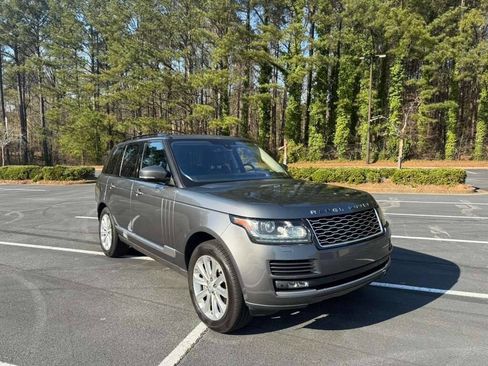 Used 2016 Land Rover Range Rover HSE image 1