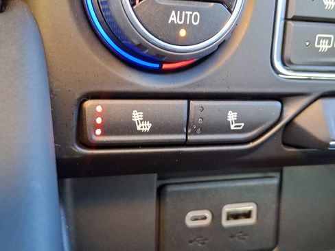 Used 2023 Chevrolet Tahoe RST w/ Sport Performance Package image 26