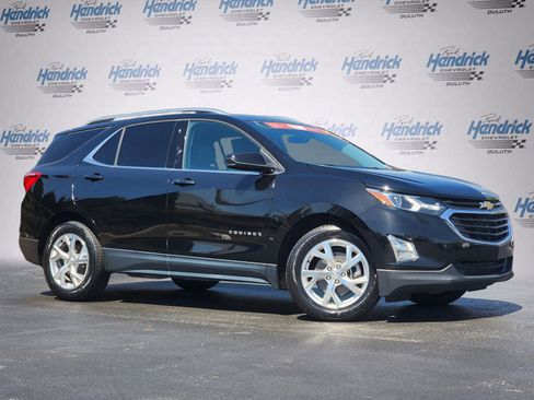 Used 2020 Chevrolet Equinox LT image 2