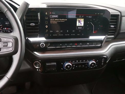 Used 2025 GMC Sierra 1500 SLT AWD/4WD image 20