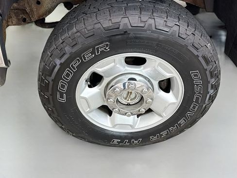 Used 2010 Ford F250 XLT AWD/4WD image 25