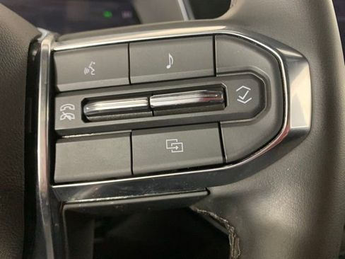 Used 2025 GMC Canyon Elevation image 19