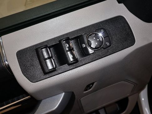 Used 2020 Ford F250 XLT image 11