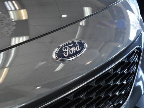 Used 2022 Ford Escape SE w/ Convenience Package AWD/4WD image 5