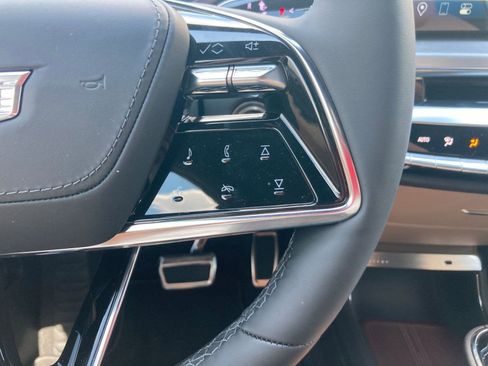 New 2025 Cadillac Lyriq Sport w/ Nappa Leather Package image 23