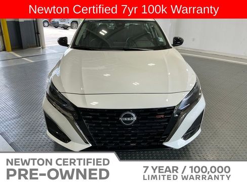 Used 2025 Nissan Altima 2.5 SR FWD image 10