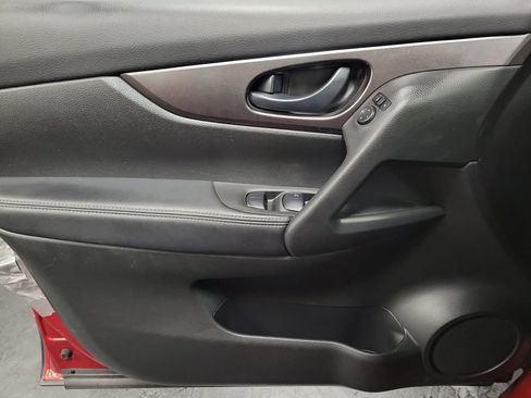 Used 2019 Nissan Rogue Sport S AWD/4WD image 24