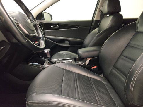 Used 2020 Kia Sorento EX FWD image 17