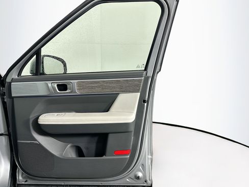 Used 2025 Hyundai Santa Fe Limited image 33