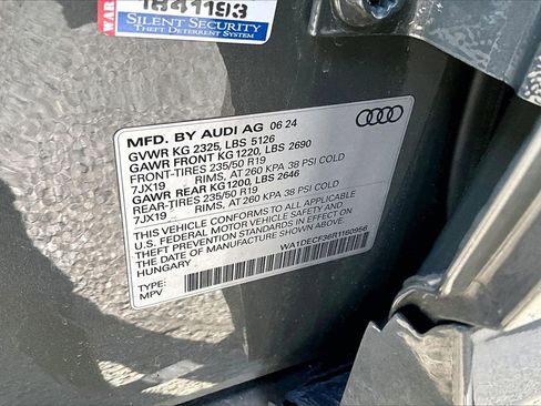 Certified 2024 Audi Q3 2.0T Premium w/ Convenience Package image 19