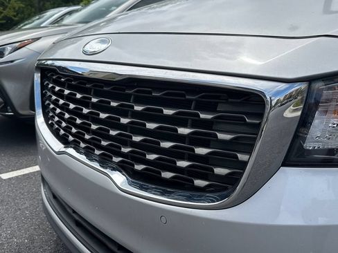 Used 2020 Kia Sedona EX FWD image 7