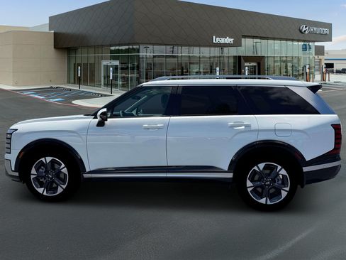 New 2026 Hyundai Palisade Limited FWD image 3