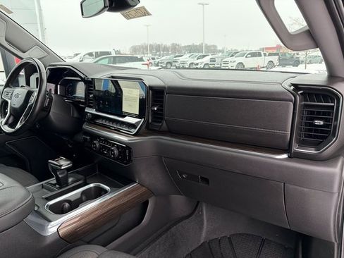 Used 2022 Chevrolet Silverado 1500 RST w/ Max Trailering Package image 17