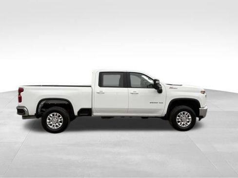 Used 2023 Chevrolet Silverado 2500 LT image 9