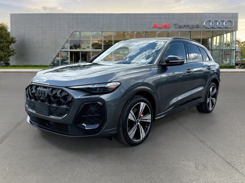 New 2025 Audi SQ5 Premium Plus image 7