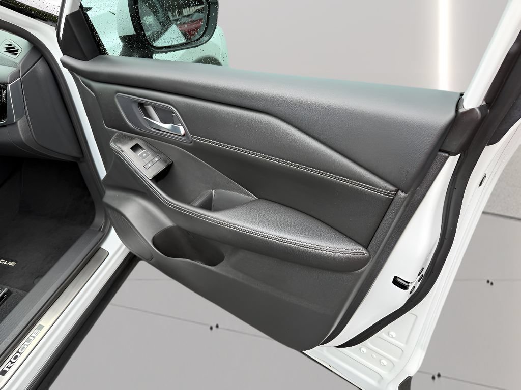 Used 2024 Nissan Rogue SL w/ SL Premium Package FWD image 19