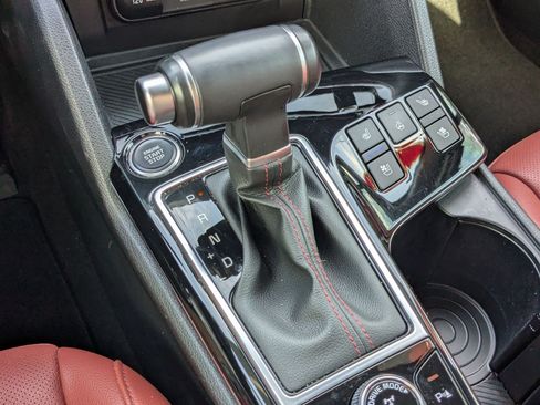 Certified 2024 Kia Sportage SX AWD/4WD image 27