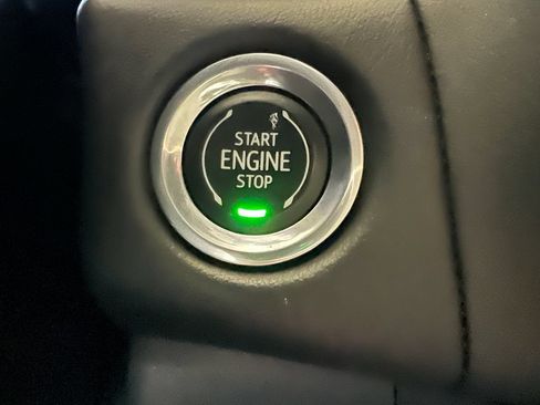 Used 2023 Chevrolet Tahoe LT AWD/4WD image 19