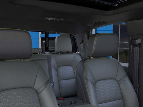 New 2025 Chevrolet Colorado ZR2 w/ Midnight Edition image 24