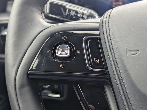 New 2026 Lincoln Aviator 2WD w/ Jet Appearance Package image 24