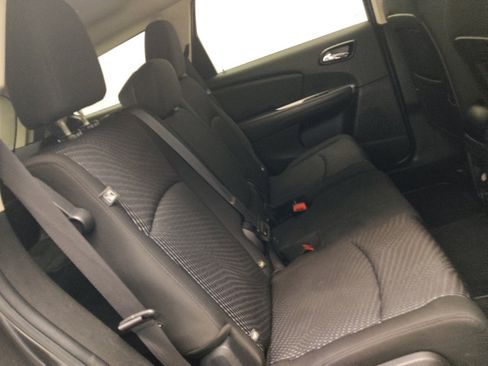 Used 2016 Dodge Journey SXT w/ Comfort/Convenience Group AWD/4WD image 19