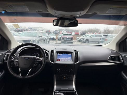 Used 2019 Ford Edge SEL w/ Equipment Group 201A image 19