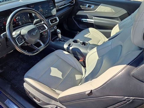 Used 2024 Ford Mustang Premium image 15