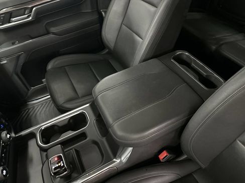 Used 2023 Chevrolet Silverado 1500 LTZ w/ LTZ Convenience Package II AWD/4WD image 66