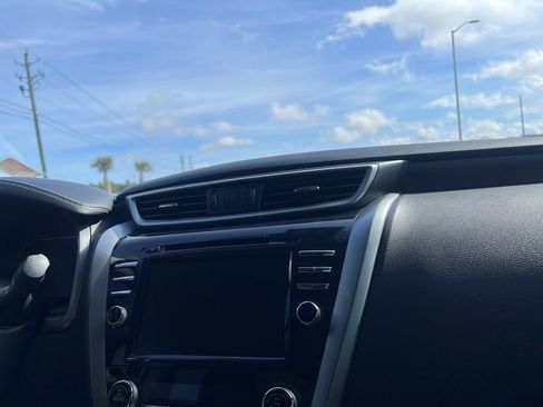 Used 2022 Nissan Murano Platinum w/ Cargo Package image 22