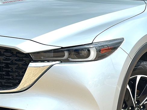 Used 2022 MAZDA CX-5 AWD 2.5 S w/ Premium Package image 4